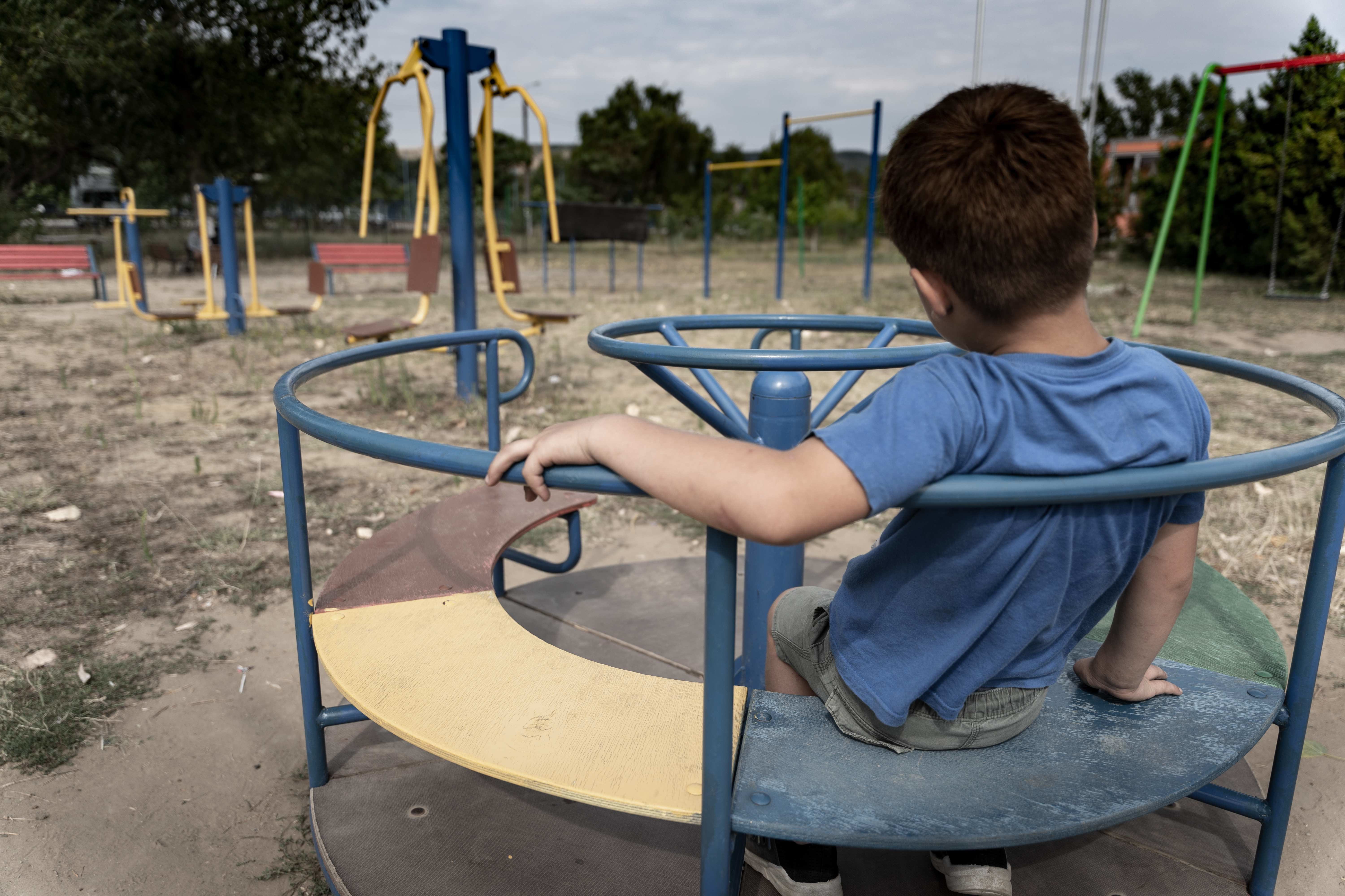 Ein kleiner Junge auf einem Spielplatz. Quelle: Christian Nusch Ein kleiner Junge auf einem Spielplatz. Quelle: Christian Nusch