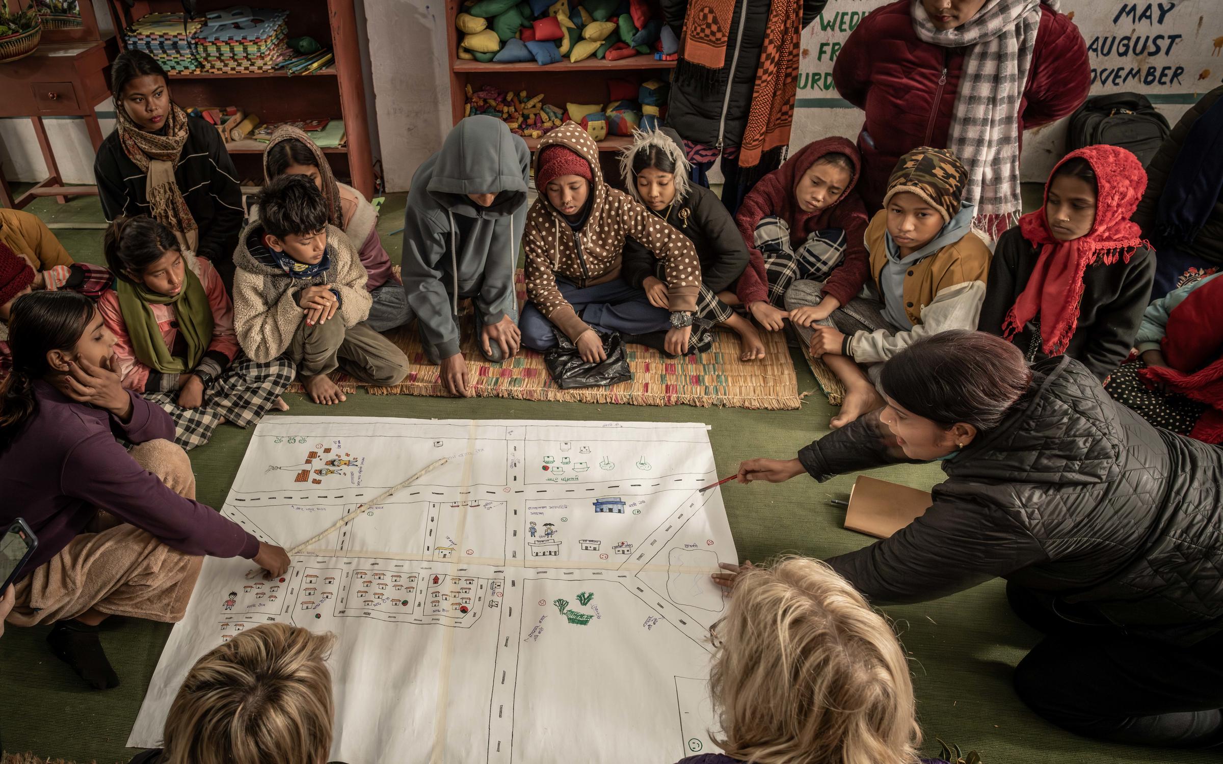 Eine Kinderrechtegruppe trifft sich. (Quelle : Jakob Studnar)